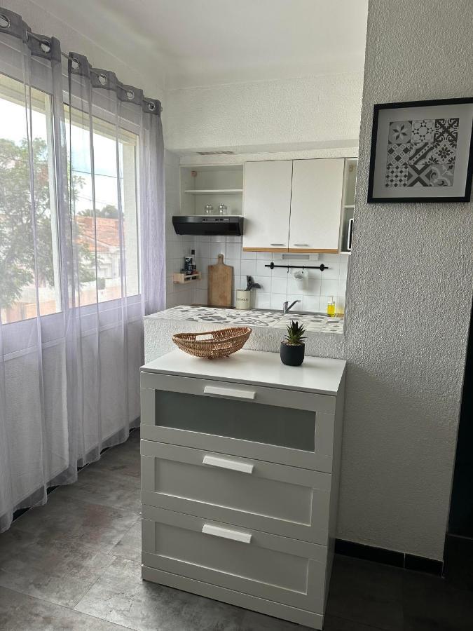 カネCharmant Studio Lumineux Florida Plageアパートメント エクステリア 写真
