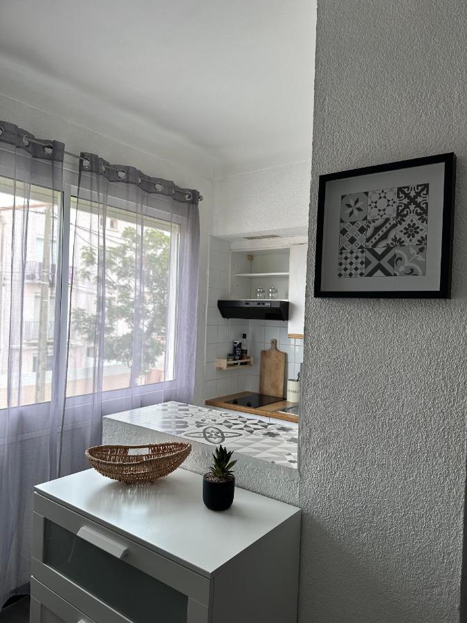 カネCharmant Studio Lumineux Florida Plageアパートメント エクステリア 写真